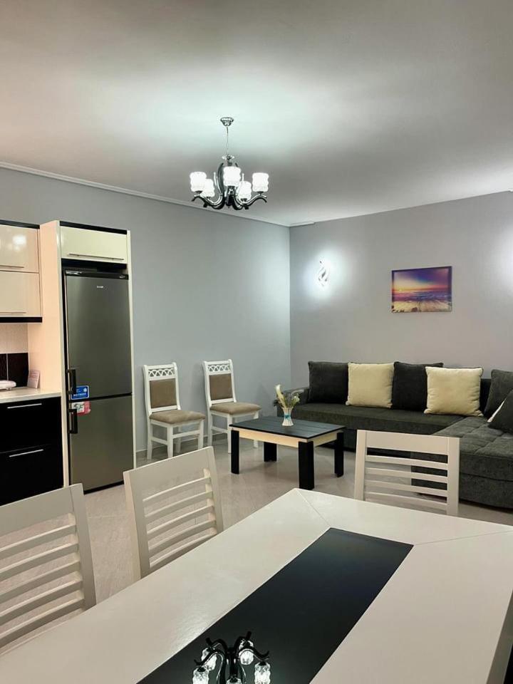Imperial Apartments Ksamil Esterno foto