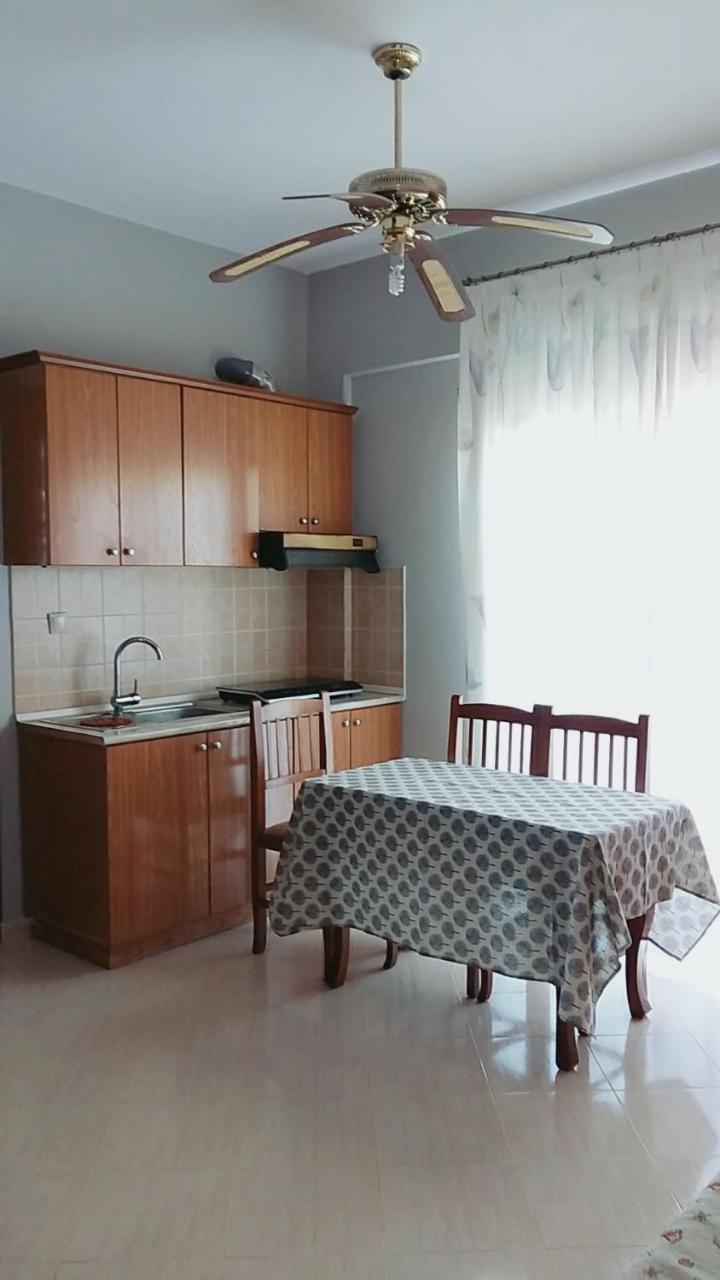 Imperial Apartments Ksamil Esterno foto