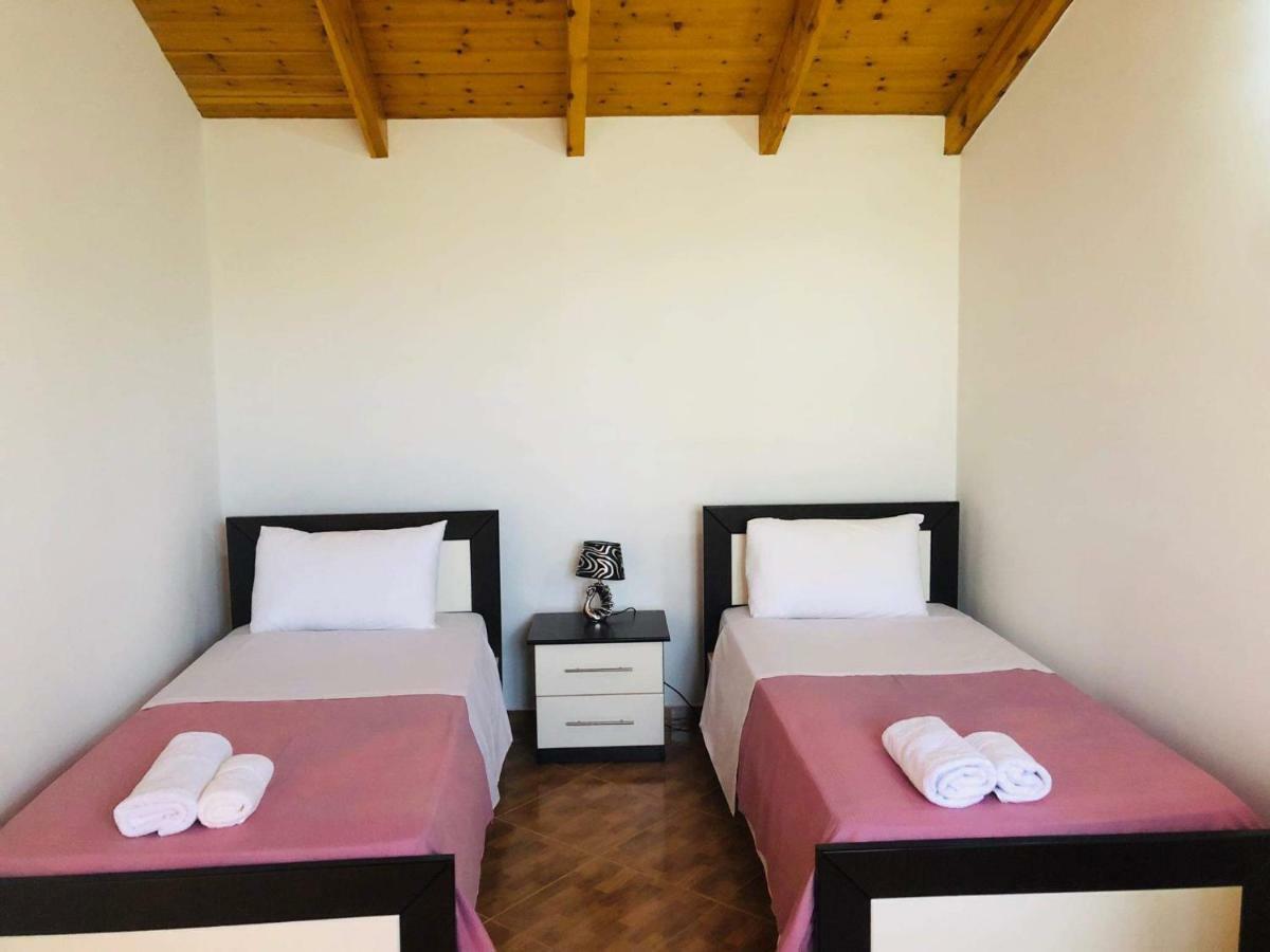 Imperial Apartments Ksamil Esterno foto