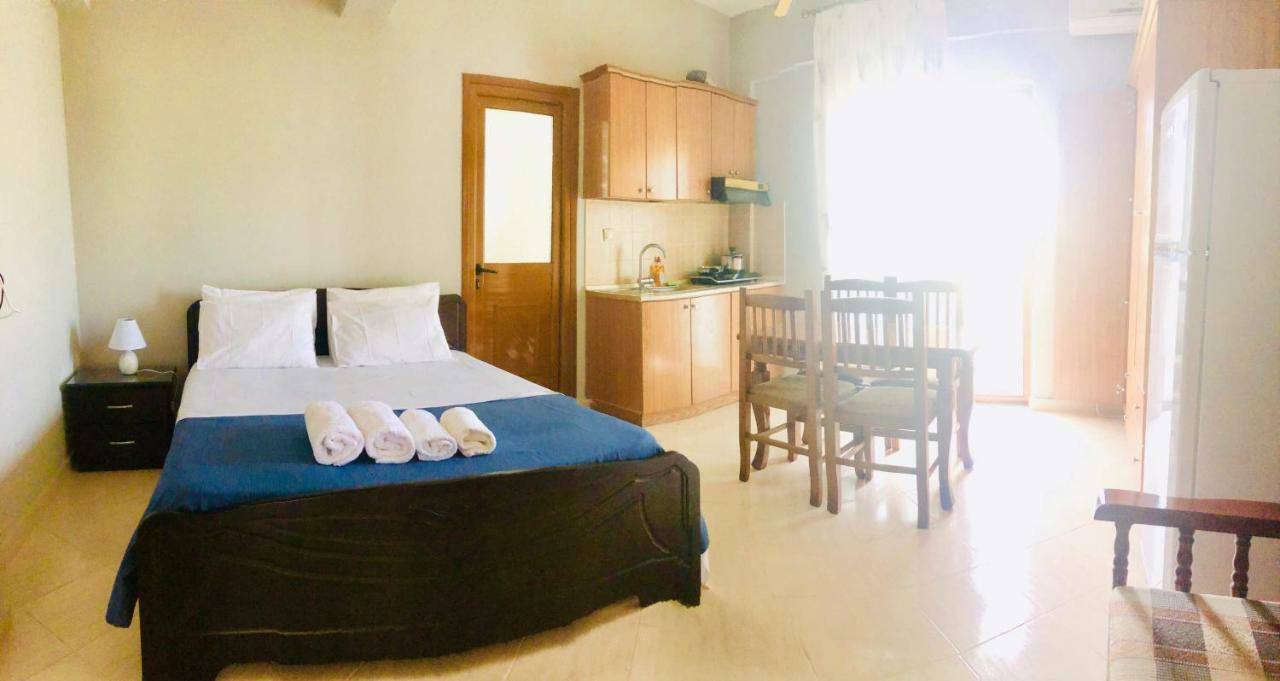 Imperial Apartments Ksamil Esterno foto
